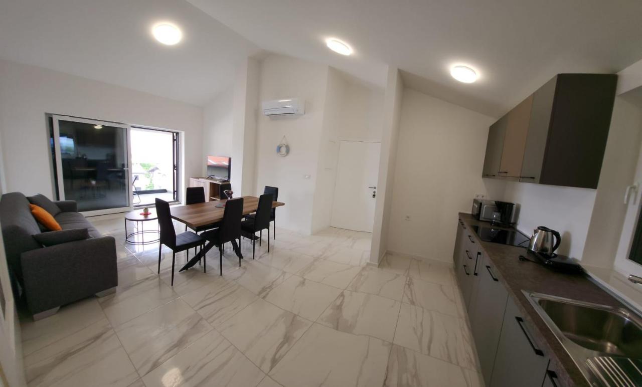 מאלינסקה Apartmani M&L I M&J מראה חיצוני תמונה