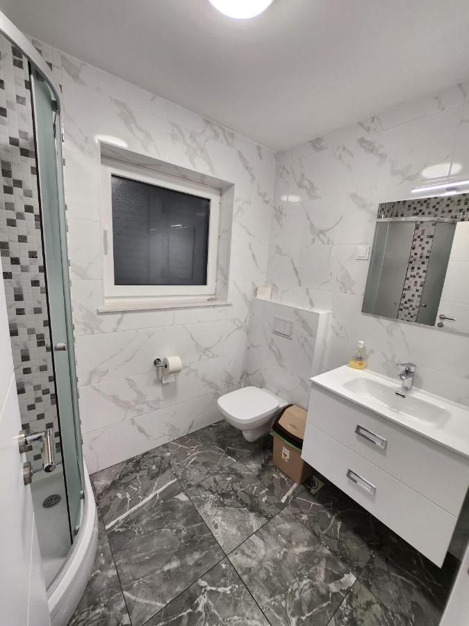 מאלינסקה Apartmani M&L I M&J מראה חיצוני תמונה